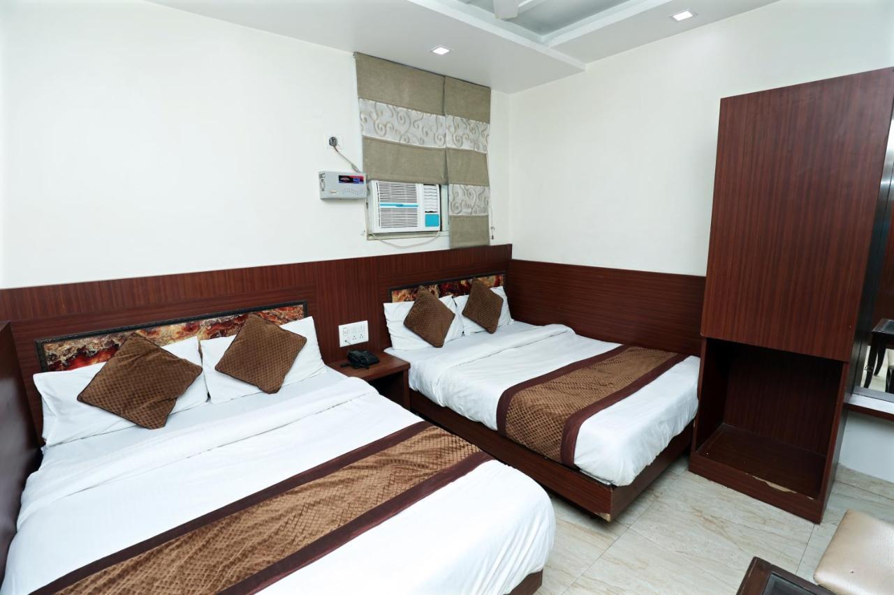 Hotel Toto International Dx Nowe Delhi Zewnętrze zdjęcie