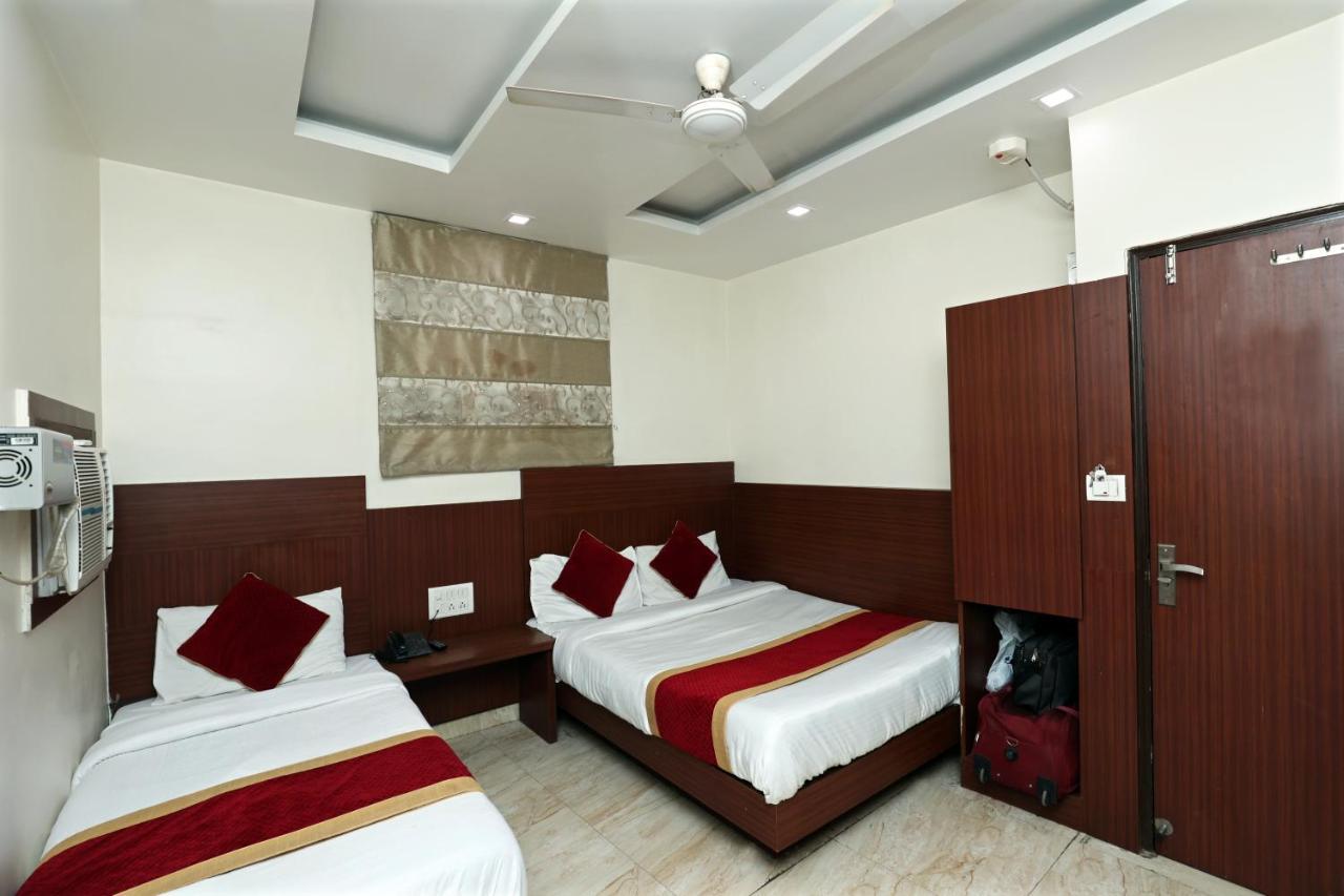 Hotel Toto International Dx Nowe Delhi Zewnętrze zdjęcie