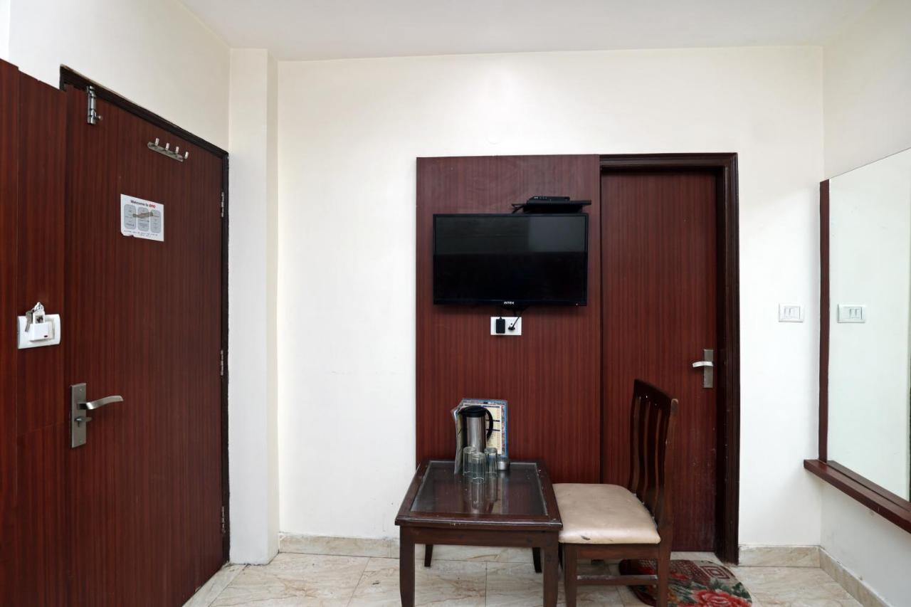 Hotel Toto International Dx Nowe Delhi Zewnętrze zdjęcie